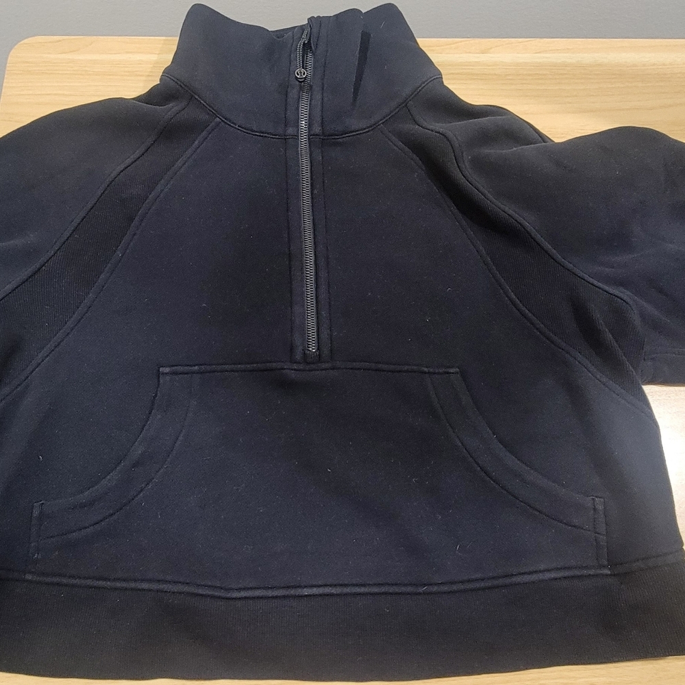 Lululemon black Funnel collar Half-Zip Sweatshirt